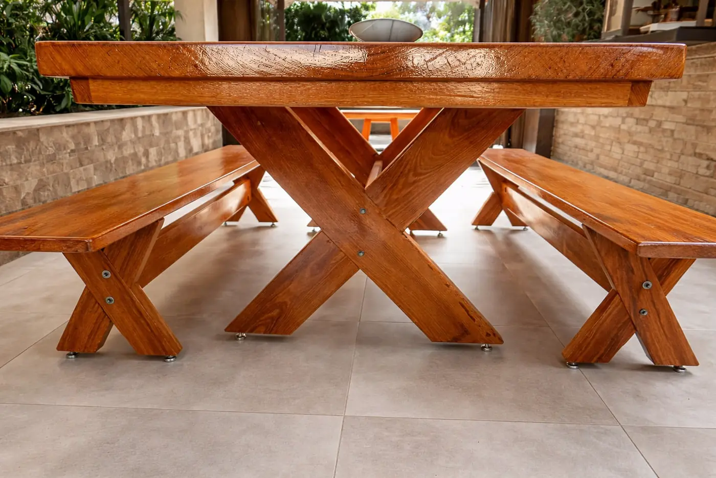 Mesa rústica de Angelim 2,40 m com 2 bancos, foto 3