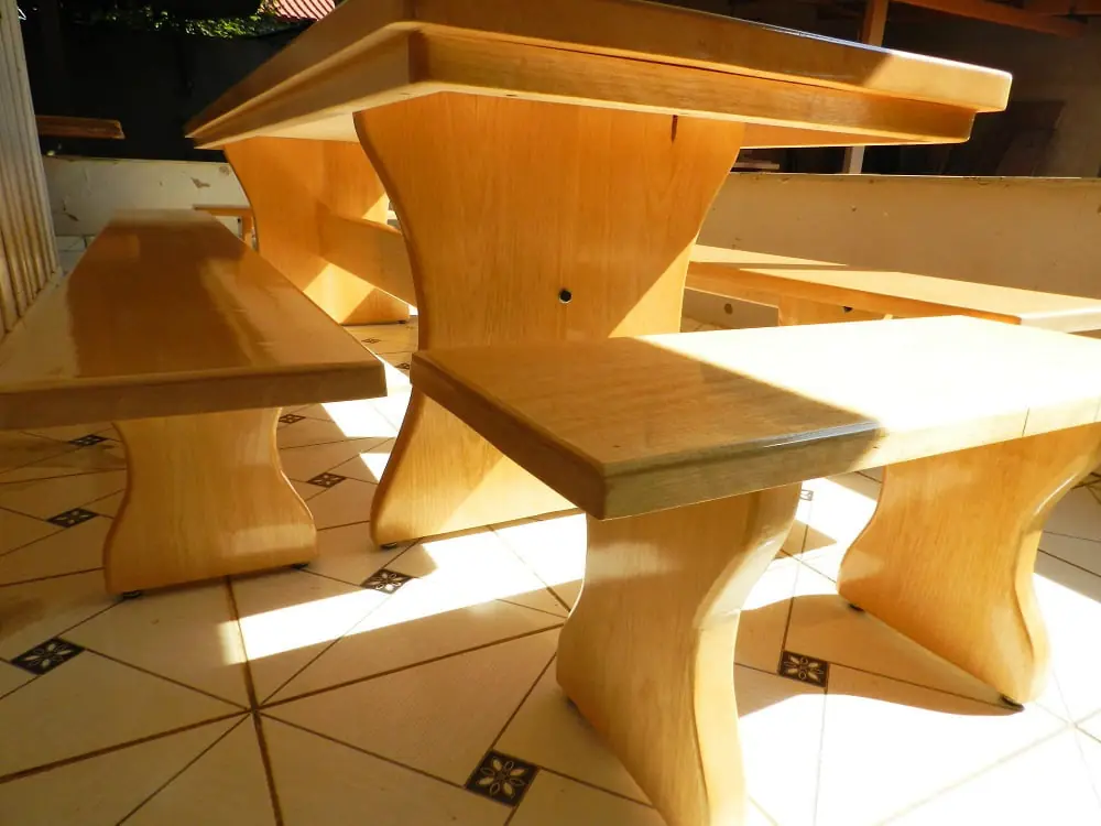Mesa rústica de Caxeta Branca 3,00 m com 4 bancos, foto 2