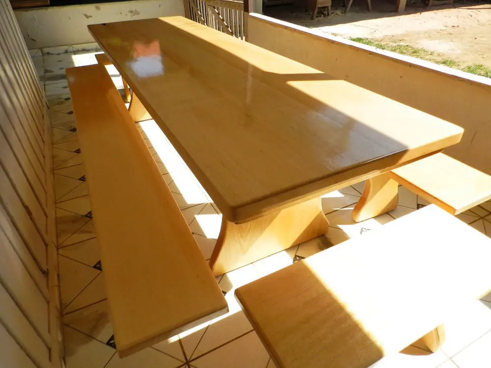 Mesa rústica de Caxeta Branca 3,00 m com 4 bancos, foto 3