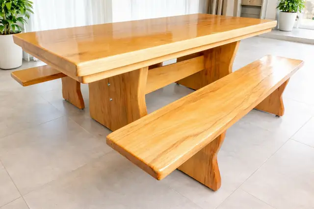 Mesa rústica de Tauari 2,20 m com 2 bancos